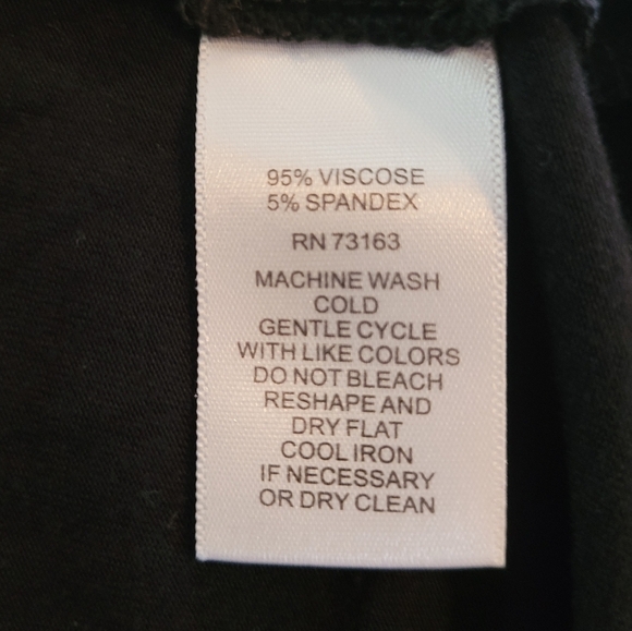 CABLE AND GAUGE Top, Waist Tie, Detailed Gold Tone Button, Size XL - Picture 8 of 10